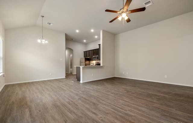 9211  Canyon Bnd Unit 1, Converse, TX 78109 — photo 4