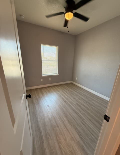 1402  Afton Street, San Antonio, TX 78237 — photo 18