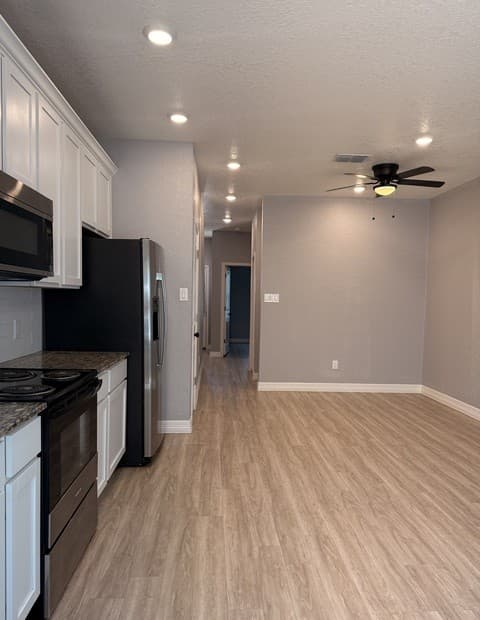 1402  Afton Street, San Antonio, TX 78237 — photo 4