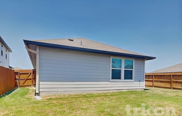 13558  Paxton Blvd, St Hedwig, TX 78152 — photo 17