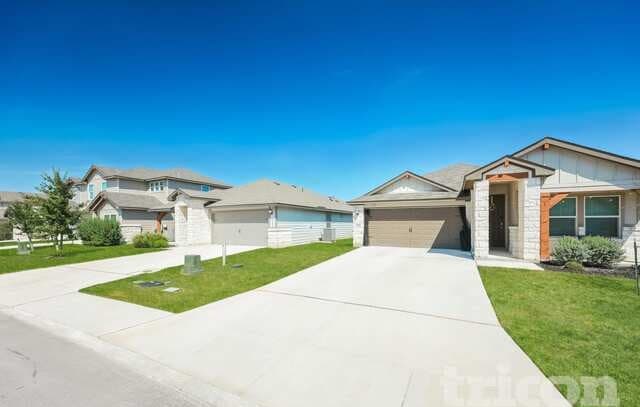 13558  Paxton Blvd, St Hedwig, TX 78152 — photo 18