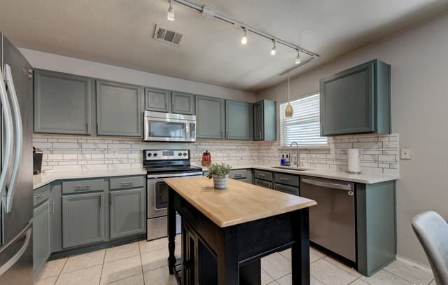 2377  Carson Loop, New Braunfels, TX 78130 — photo 10