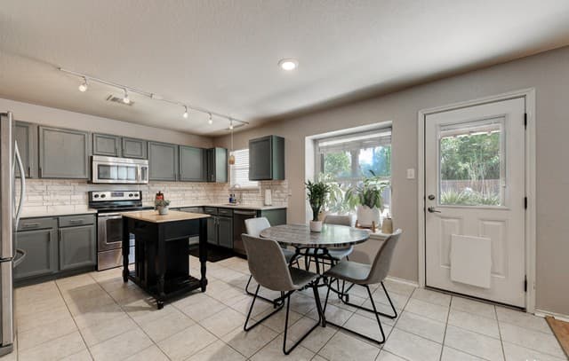 2377  Carson Loop, New Braunfels, TX 78130 — photo 8