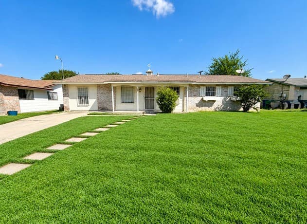 5855 Sandy Valley Drive