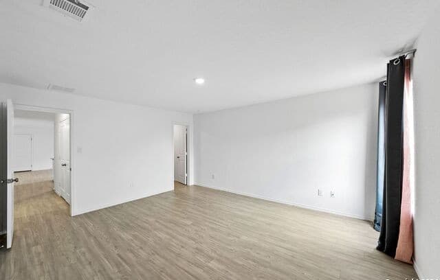 4319  Fluvial Cir, San Antonio, TX 78223 — photo 12