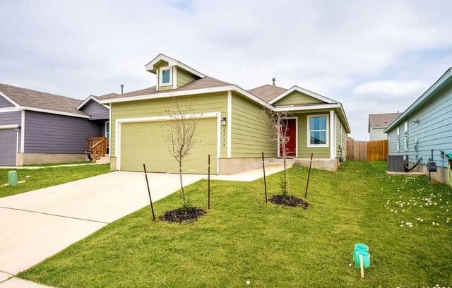 4319  Fluvial Cir, San Antonio, TX 78223 — photo 2