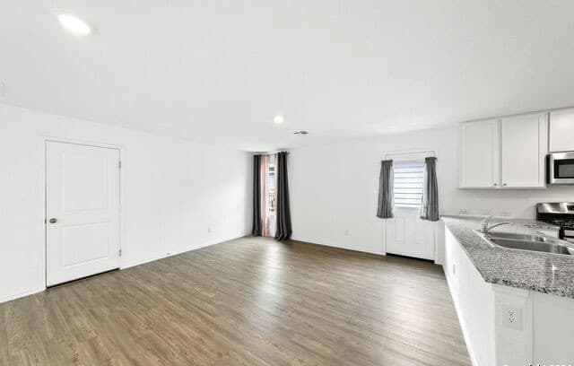 4319  Fluvial Cir, San Antonio, TX 78223 — photo 4