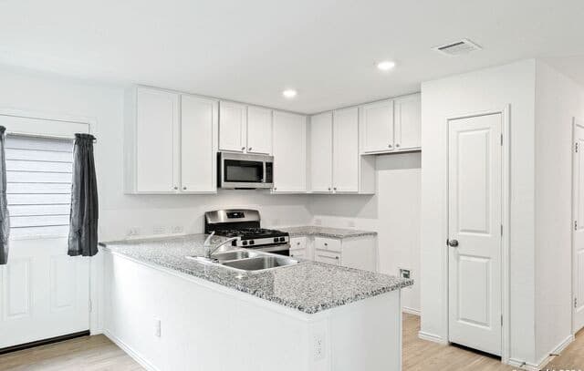 4319  Fluvial Cir, San Antonio, TX 78223 — photo 8