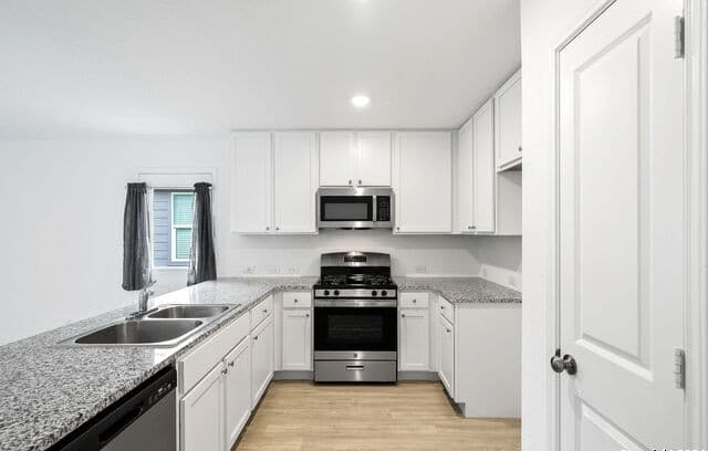 4319  Fluvial Cir, San Antonio, TX 78223 — photo 9