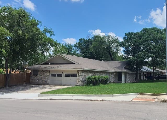 4219  Ramsgate St, San Antonio, TX 78230 — photo 2