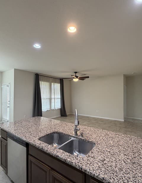365  Orion Dr, New Braunfels, TX 78130 — photo 7