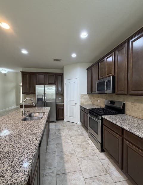 365  Orion Dr, New Braunfels, TX 78130 — photo 9