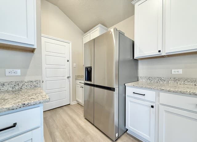 6851  Titan Park, Converse, TX 78109 — photo 10