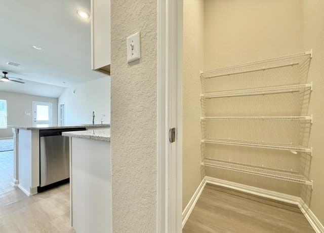 6851  Titan Park, Converse, TX 78109 — photo 11