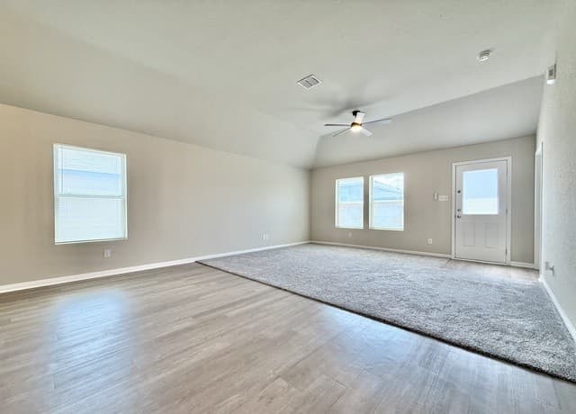 6851  Titan Park, Converse, TX 78109 — photo 15