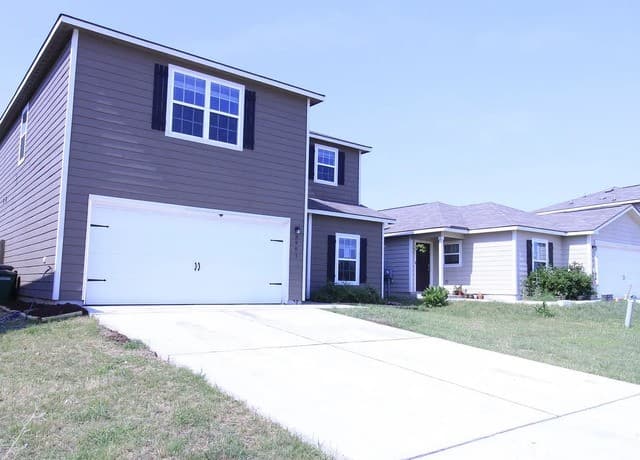 3907  Southton