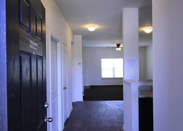 3907  Southton, San Antonio, TX 78222 — photo 3