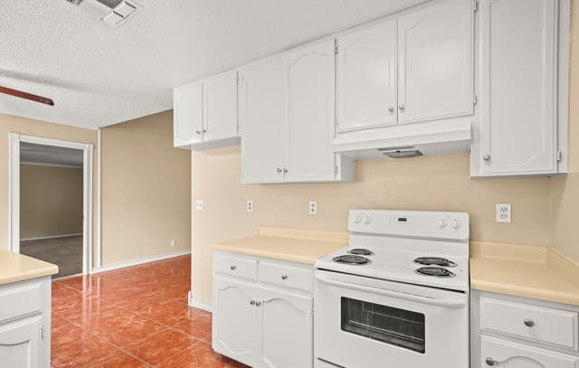 8726  Timber Range, San Antonio, TX 78250 — photo 14