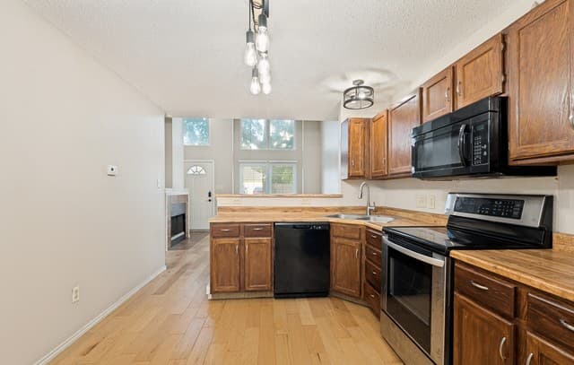 3441  Ridge Rnch Unit 0, San Antonio, TX 78247 — photo 16