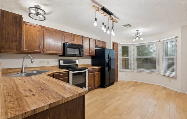 3441  Ridge Rnch Unit 0, San Antonio, TX 78247 — photo 18