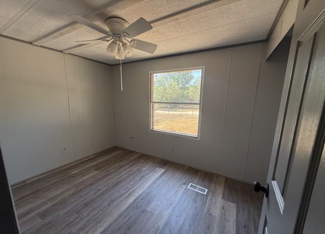 245  Bandera, Bandera, TX 78003 — photo 13