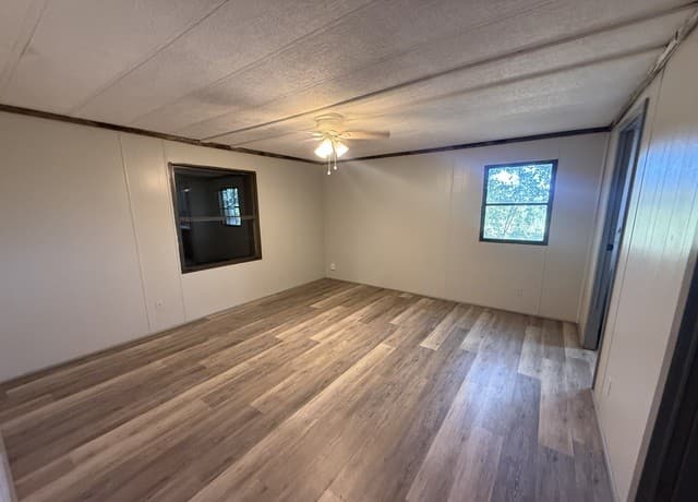 245  Bandera, Bandera, TX 78003 — photo 7