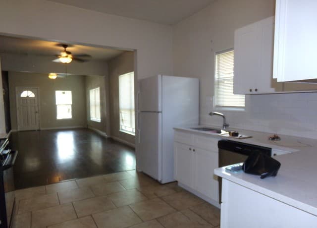 519  Rigsby, San Antonio, TX 78210 — photo 8