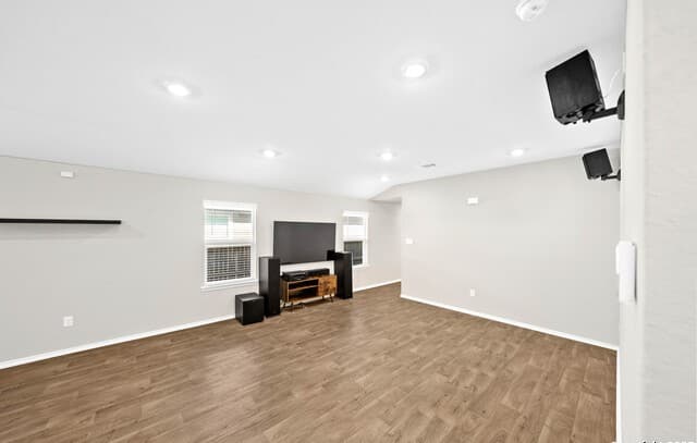 12118  Pease Riv, San Antonio, TX 78245 — photo 6
