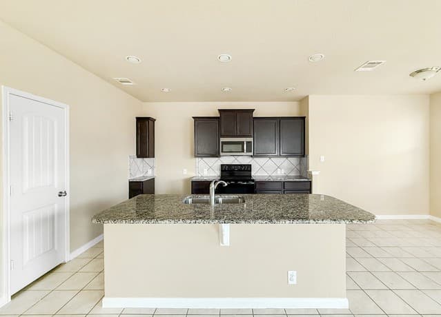 474  Centinela St, New Braunfels, TX 78130 — photo 3