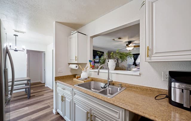 9567  Celine Dr, San Antonio, TX 78250 — photo 12