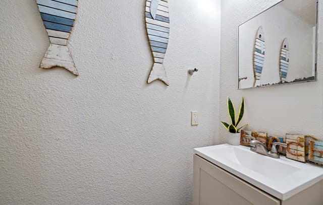9567  Celine Dr, San Antonio, TX 78250 — photo 15