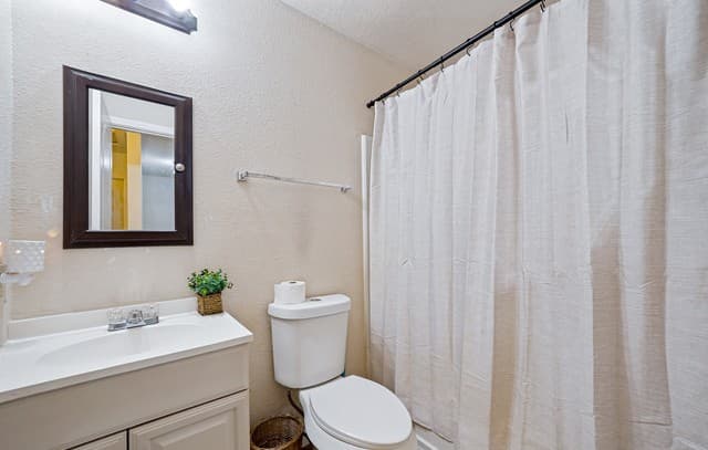 9567  Celine Dr, San Antonio, TX 78250 — photo 16