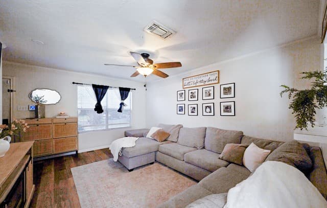 9567  Celine Dr, San Antonio, TX 78250 — photo 8