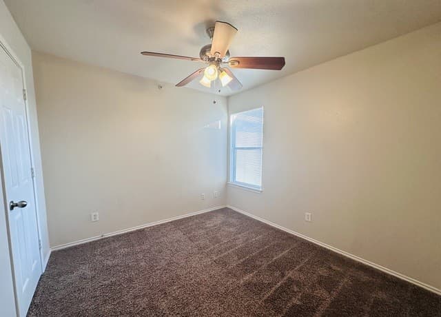 10818  Mathom Lndg Unit 2, Universal City, TX 78148 — photo 15