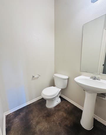 10818  Mathom Lndg Unit 2, Universal City, TX 78148 — photo 2