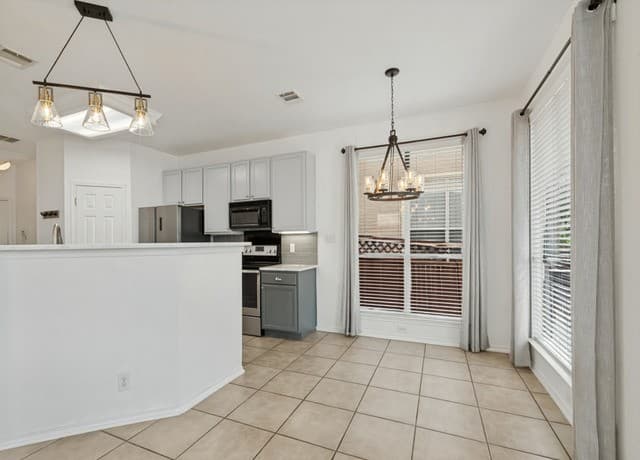 6758  Biscay Bay, San Antonio, TX 78249 — photo 4