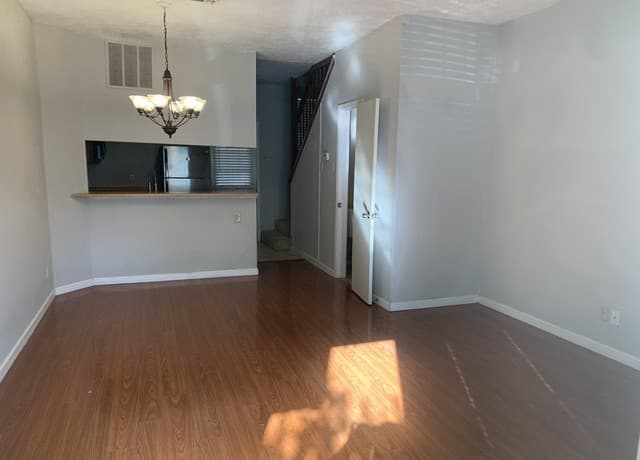 12269  Apricot Dr, San Antonio, TX 78247 — photo 6