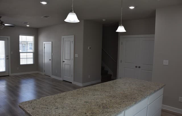 21502  James Charles, San Antonio, TX 78256 — photo 9