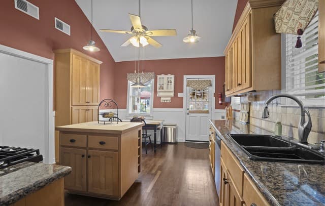 144  Greenlawn Dr, San Antonio, TX 78201 — photo 10