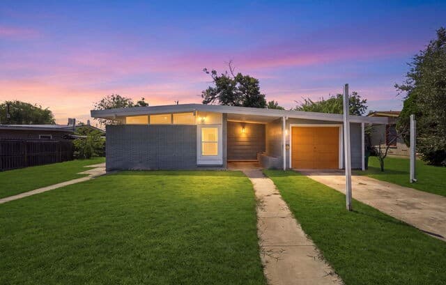 458 Sharon Dr