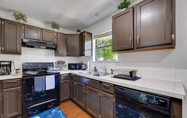 731  Hillside Loop, Canyon Lake, TX 78133 — photo 9