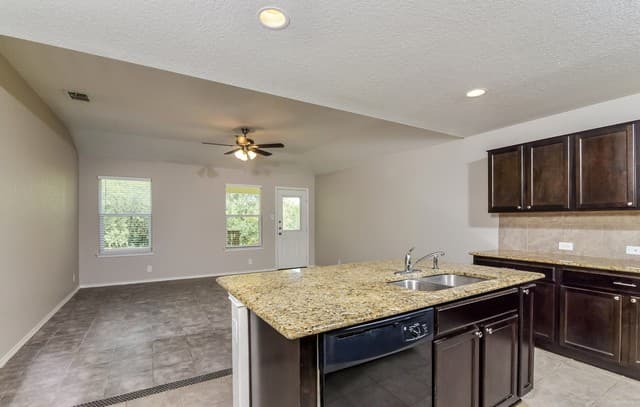 454  Eastern Phoebe, San Antonio, TX 78253 — photo 4
