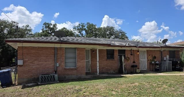 223  Sunnyland Dr, San Antonio, TX 78228 — photo 11