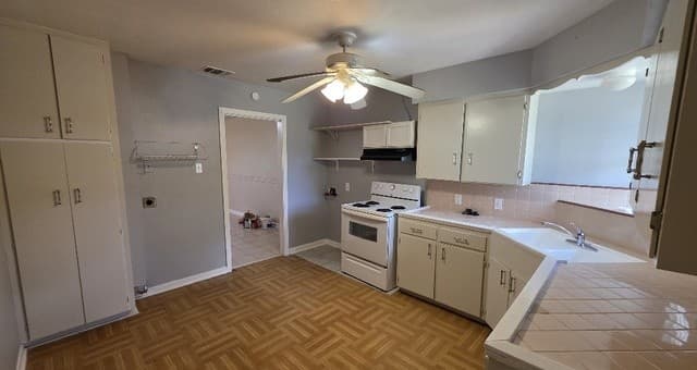 223  Sunnyland Dr, San Antonio, TX 78228 — photo 7