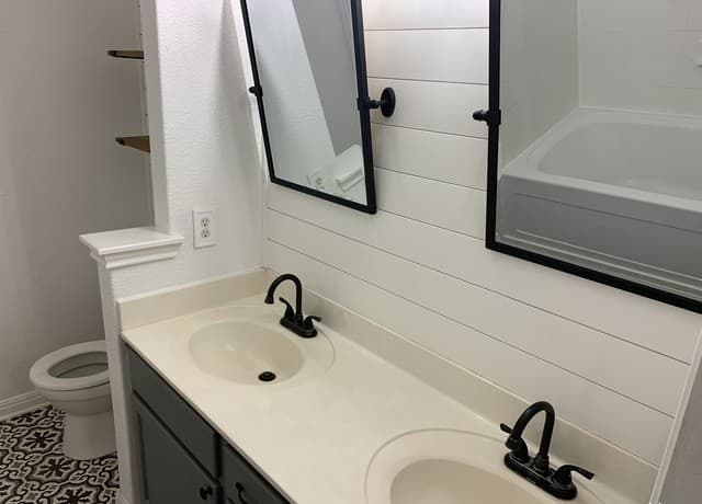 4618  Everett Loop, Converse, TX 78109 — photo 18