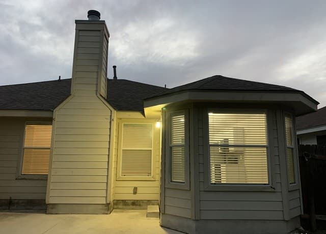 4618  Everett Loop, Converse, TX 78109 — photo 20