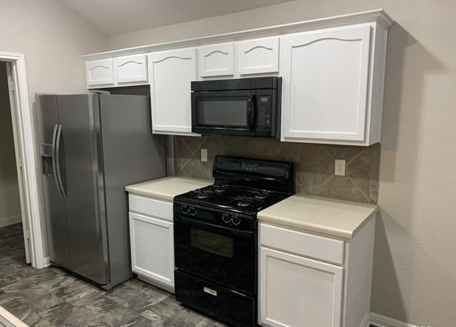 4618  Everett Loop, Converse, TX 78109 — photo 6