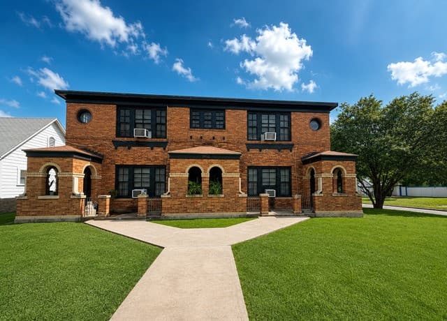 1950 W Huisache Ave Unit 2