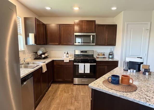 6631  Whisper Pond, San Antonio, TX 78252 — photo 11