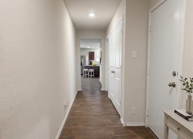 6631  Whisper Pond, San Antonio, TX 78252 — photo 2